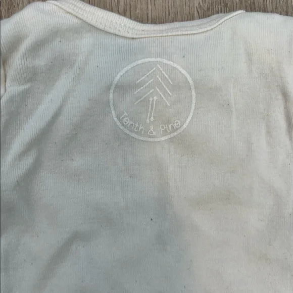 Tenth & Pine | joy onesie bodysuit | 0-3 - Picture 3 of 3